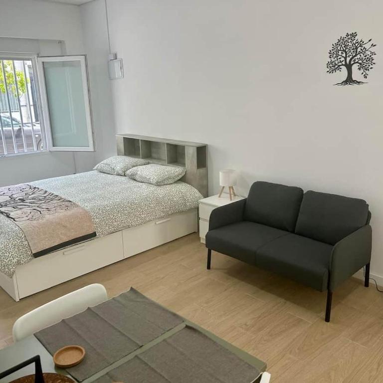 Excelente casa renovada cerca de la playa - Ferienhaus - 1