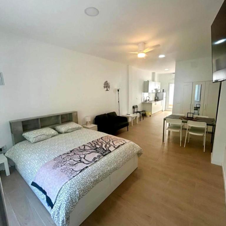 Excelente casa renovada cerca de la playa - Ferienhaus - 13