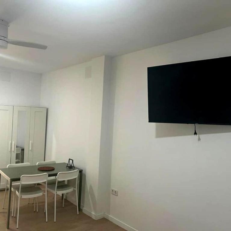 Excelente casa renovada cerca de la playa - Ferienhaus - 4