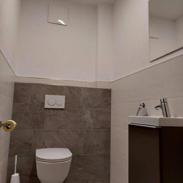 Apart Haselbach - Apartment mit 2 Schlafzimmern und Dusche - 7