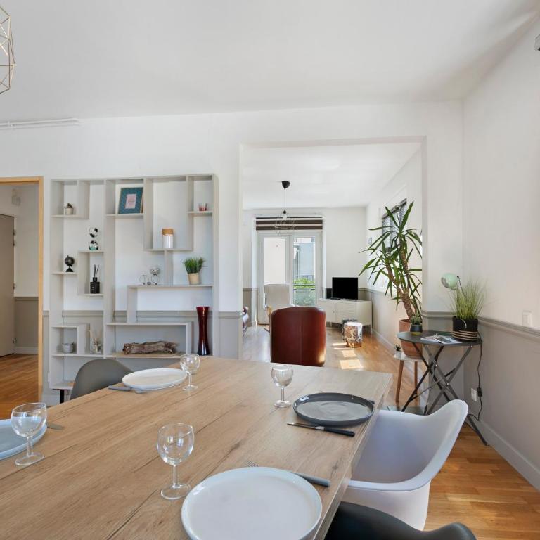 Chez Jérémy - 1km de la plage - Appartement 1 Chambre Supérieur avec Balcon - 9