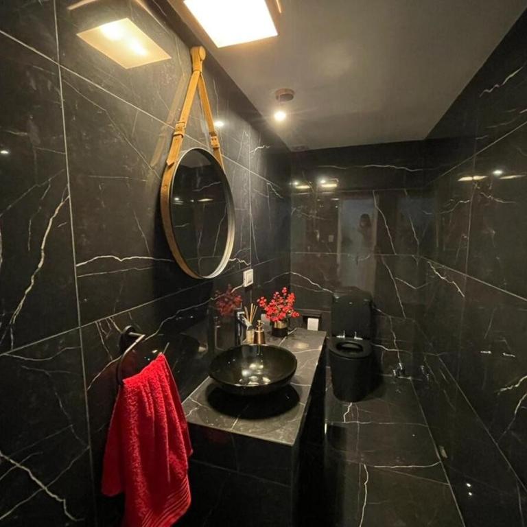 Arenas del Sur pileta climatizada una planta - Three-Bedroom House - 17