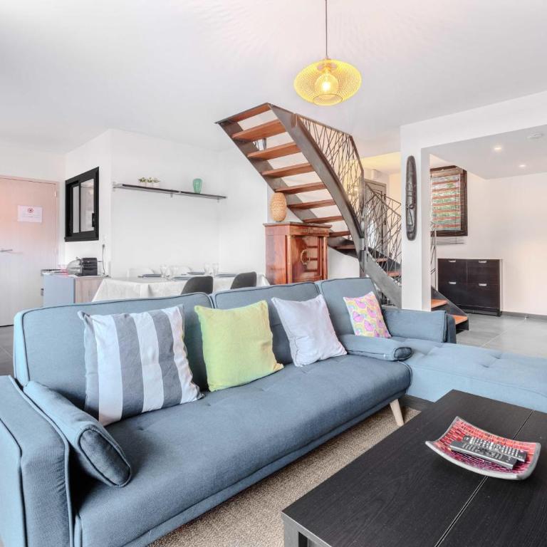 Modern townhouse with parking - Casa - 2