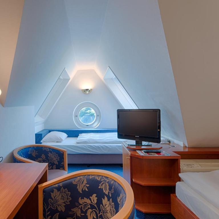 Hotel & Restaurant Walfisch - Habitación Individual Clásica - 8
