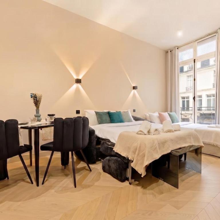 Champs-Élysées Studio with Air Conditioning 4 people - One-Bedroom Apartment - 11
