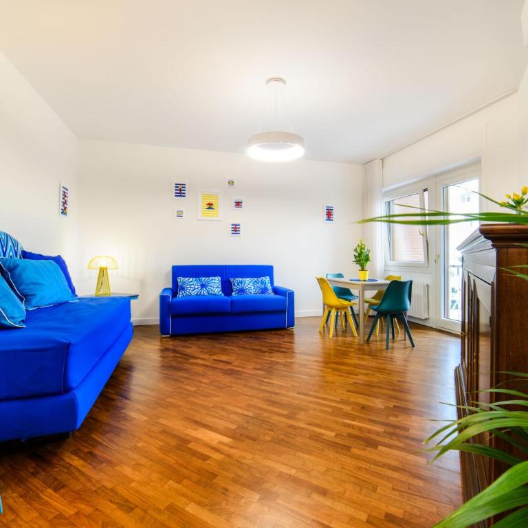 Ops Apartment right in the centre of Sorrento - Appartamento Deluxe con 2 Camere da Letto e Vista Giardino - 2