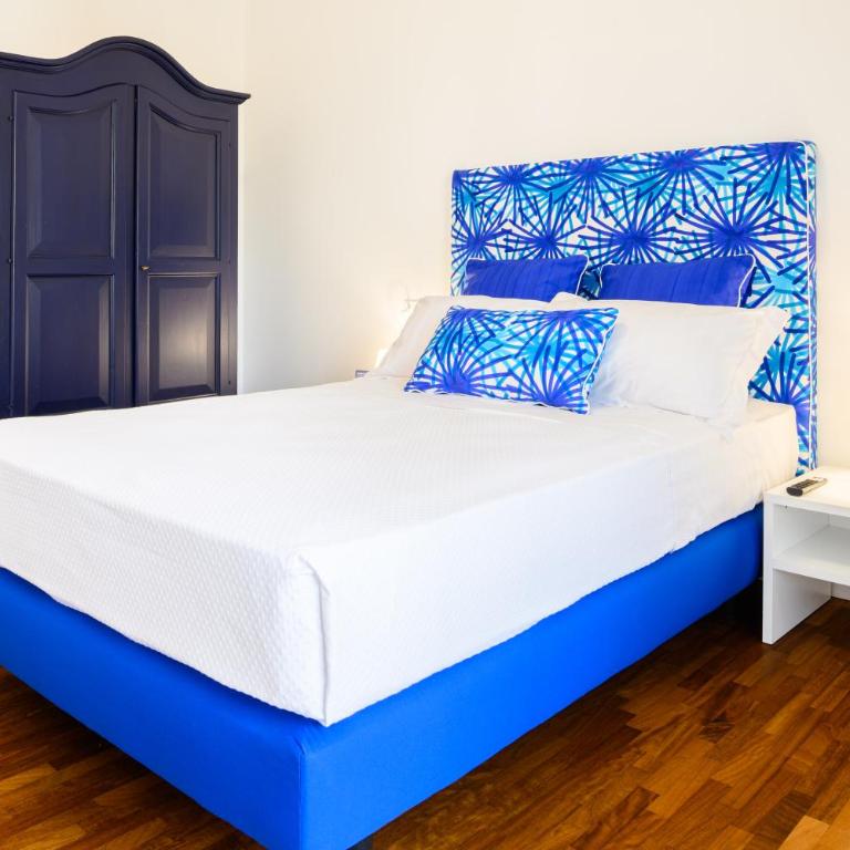 Ops Apartment right in the centre of Sorrento - Appartamento Deluxe con 2 Camere da Letto e Vista Giardino - 28