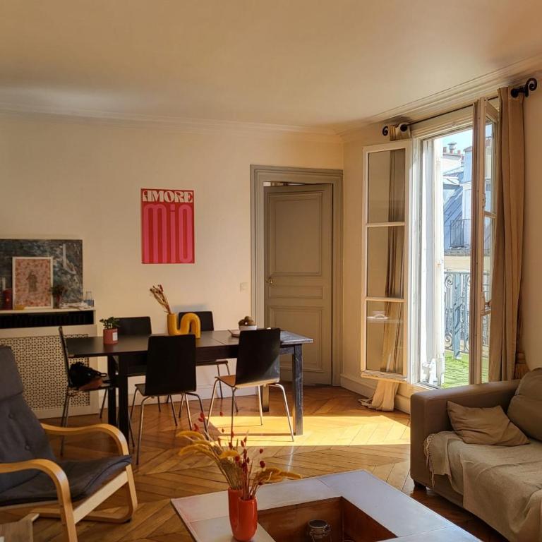 South Balcony Apt - Champs-Élysées - Apartment - 5