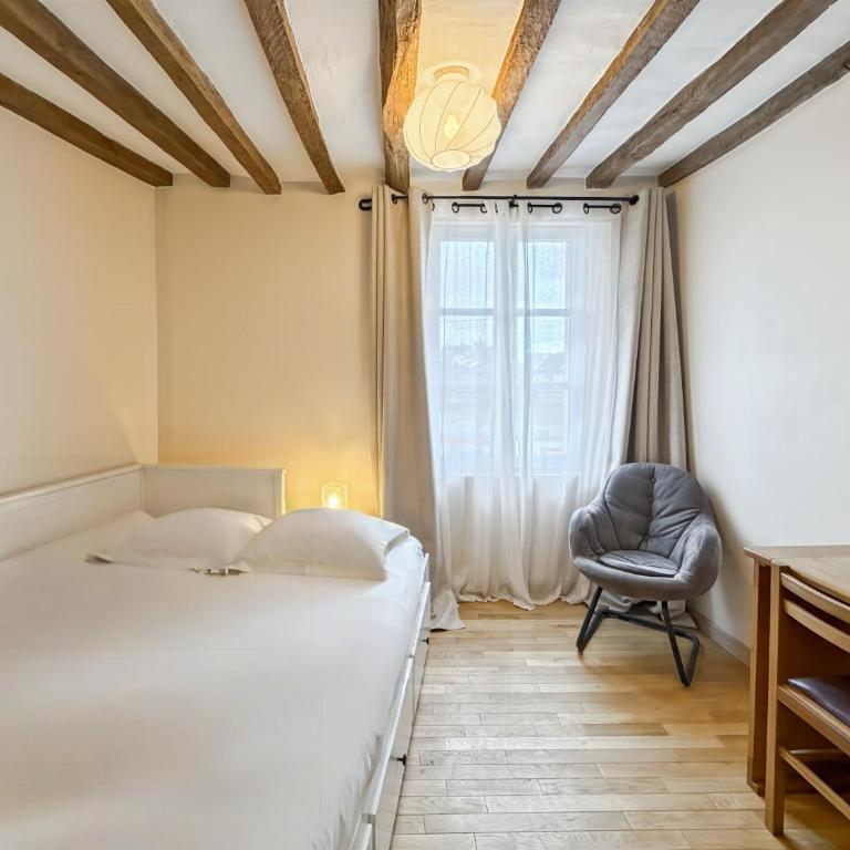 La Citadine - Spacieux - Balnéo & Terrasse - Parking - Rennes - Two-Bedroom Apartment - 13