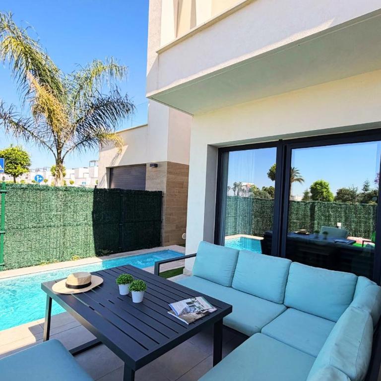 LUXURY VILLA ZEN WITH PRIVATE HEATED POOL at SANTA ROSALIA RESORT by PREMIUM SPAIN PROPERTIES - Villa con piscina privada - 2