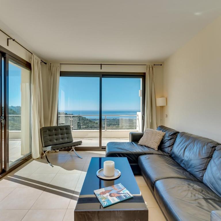 Marbella Luxury Penthouse - Two-Bedroom House - 10