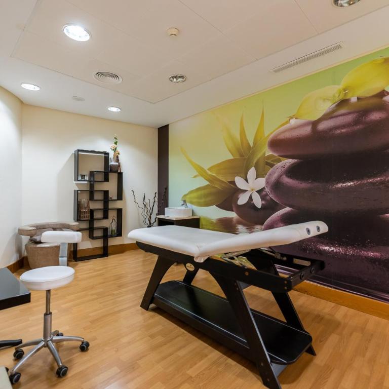 Marbella Luxury Penthouse - Two-Bedroom House - 27