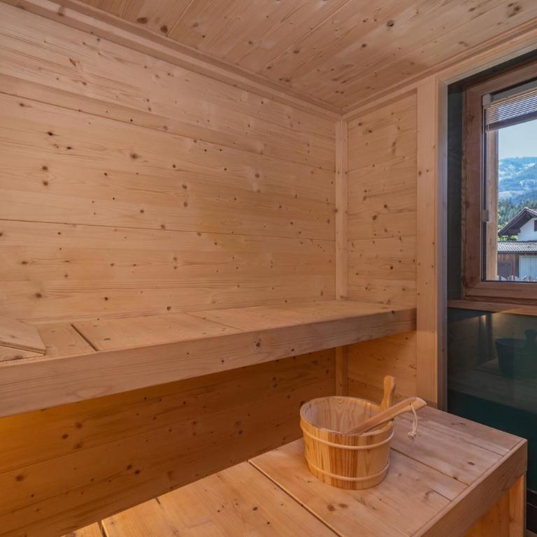 Shasta Mountain Lodge - Chalet - 24
