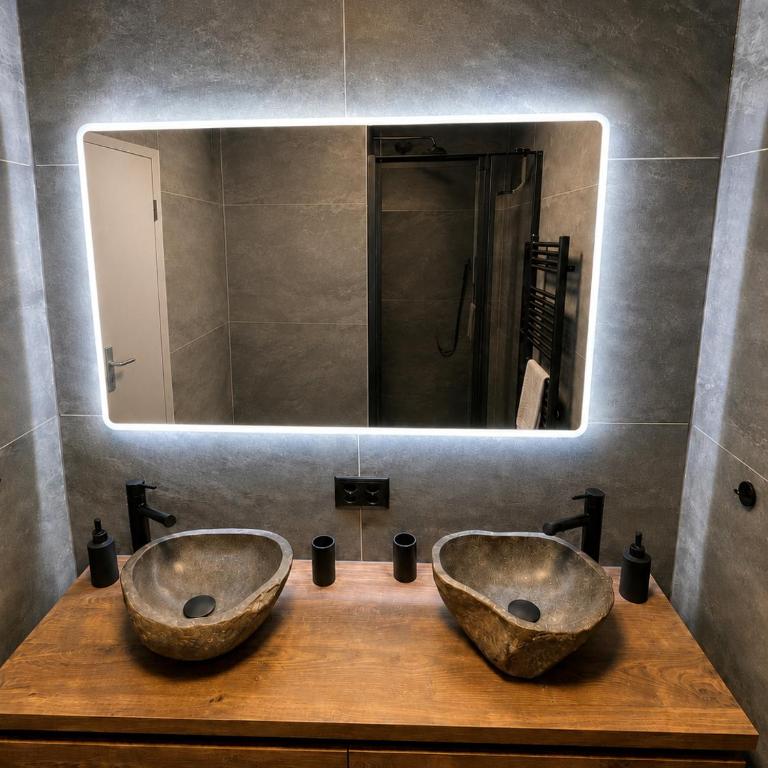 Magnifique appartement rénové avec une superbe vue - Apartment mit 1 Schlafzimmer - 3