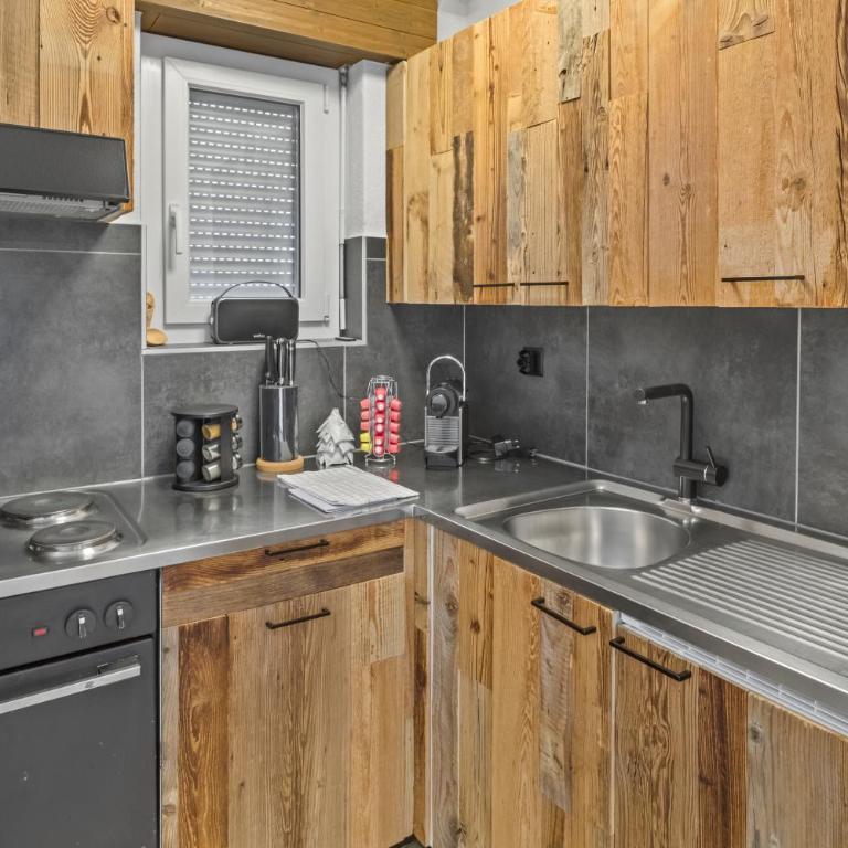 Magnifique appartement rénové avec une superbe vue - Apartment mit 1 Schlafzimmer - 32