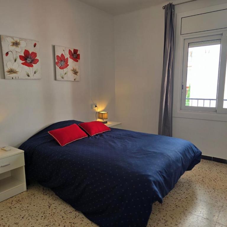 3-Bedroom Family Apartment Beach & Restaurants - Three-Bedroom Apartment - 14