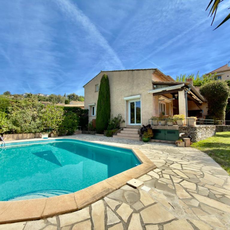 Grande Villa Élégante - Piscine - Proche Plages - Villa - 56