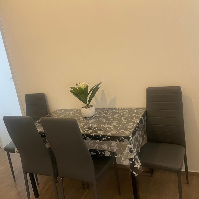Corte Segreta - Appartamento con 1 Camera da Letto - 2