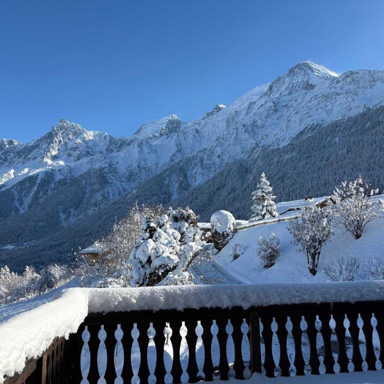Pre des Cimes by Pangea Services - Ski in-Out Meadows Views - Chalet - 6