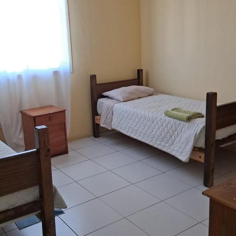 Hostal Nancy - Budget Twin Room - 2