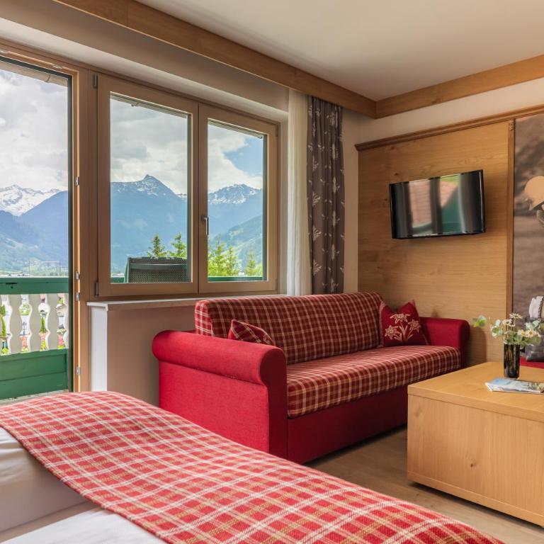Hotel Zum Stern inkl Gasteiner Bergbahnen im Sommer - Superior Doppelzimmer mit Bergblick und Balkon - 13