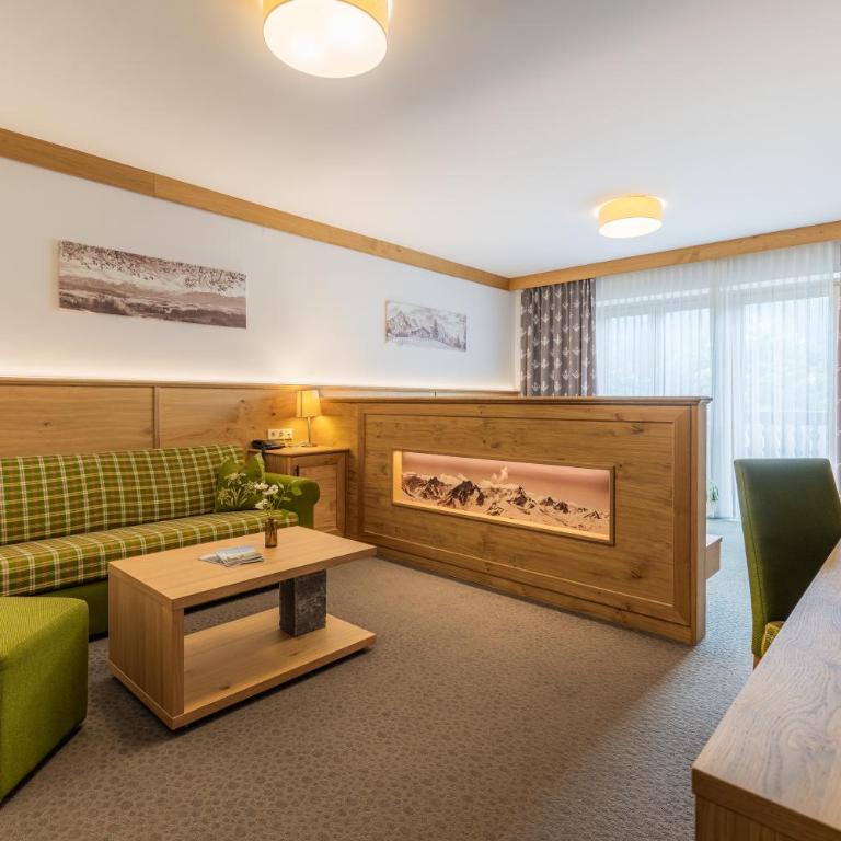Hotel Zum Stern inkl Gasteiner Bergbahnen im Sommer - Superior Doppelzimmer mit Bergblick und Balkon - 11