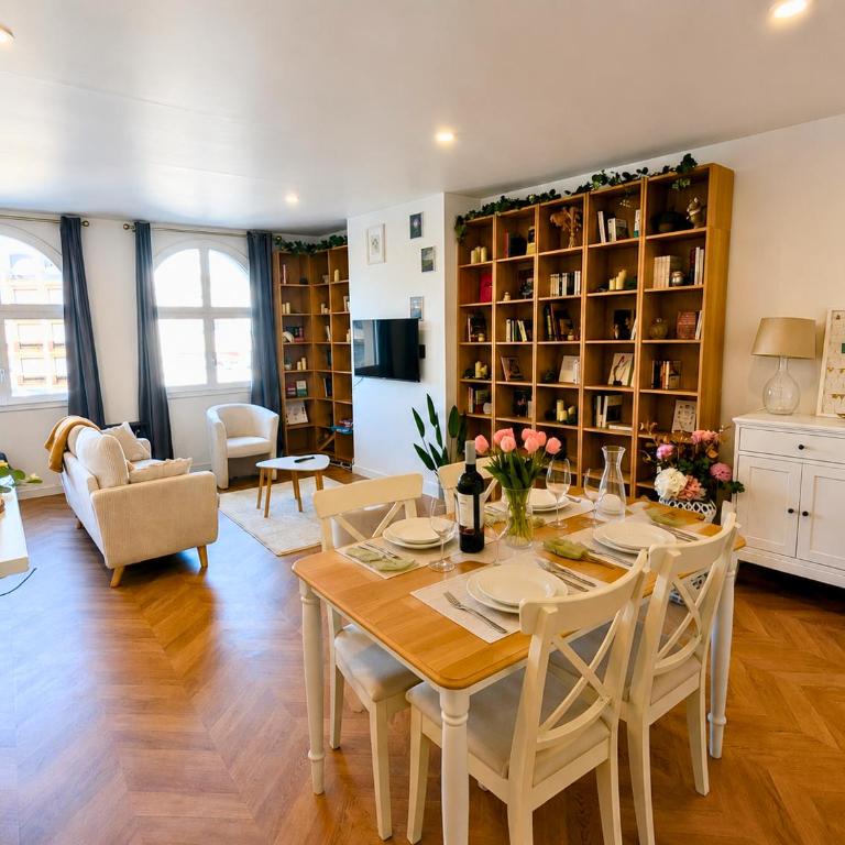 T3 61m2, Hypercentre, vue Fontaine Chaude, bureau - Appartement 2 Chambres - 9