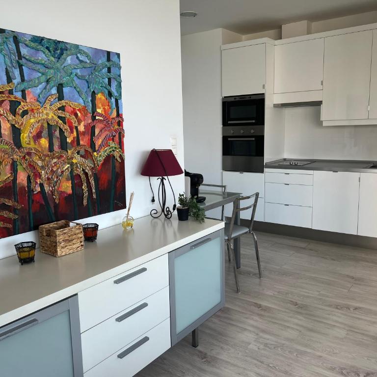 Infinity Sea View Retreat - One-Bedroom Apartment - 10