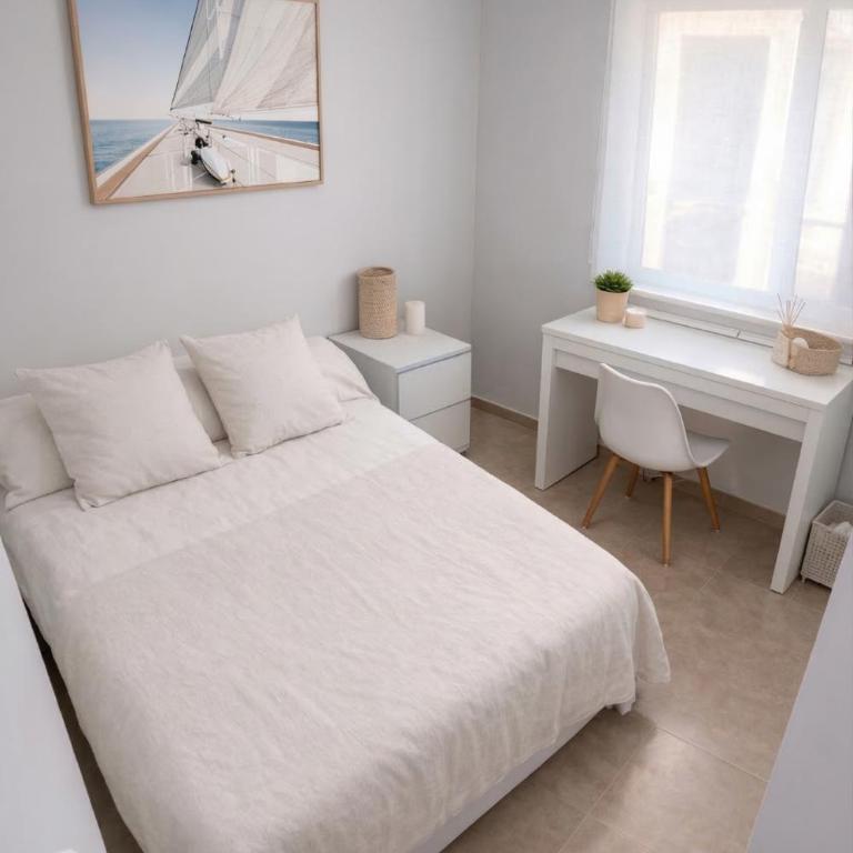 Casa Nua Salou - sea view, swimming pool and parking - Apartamento de 2 dormitorios con terraza y vistas al mar - 5