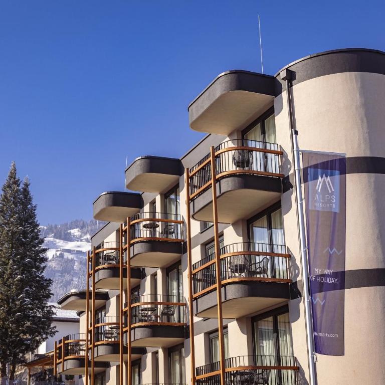 Zillertal Suites Fügen by ALPS RESORTS - Superior Apartment mit Balkon - 5
