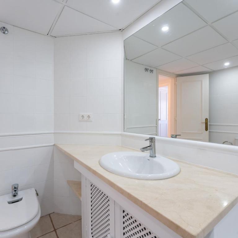 Apartamento Soler Banús - One-Bedroom Apartment with Terrace - 18