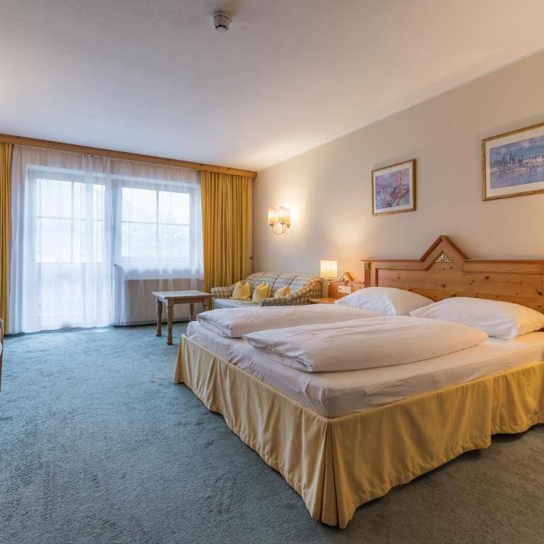 Hotel Zum Stern inkl Gasteiner Bergbahnen im Sommer - Doppelzimmer mit Bergblick und Balkon - 8