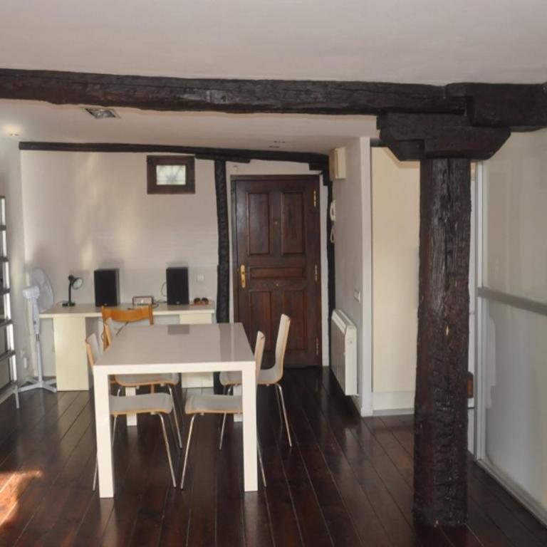 Estudio en el centro de la ciudad - One-Bedroom Apartment - 11
