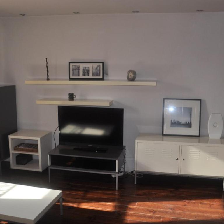 Estudio en el centro de la ciudad - One-Bedroom Apartment - 17