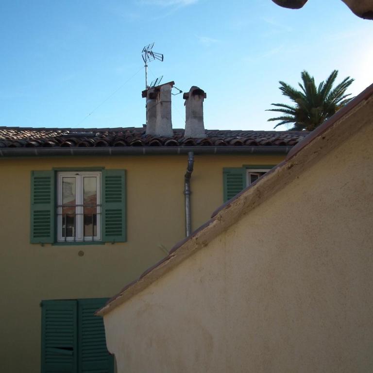 Coeur Vieil Antibes Plages à Pied - Studio Supérieur - 10