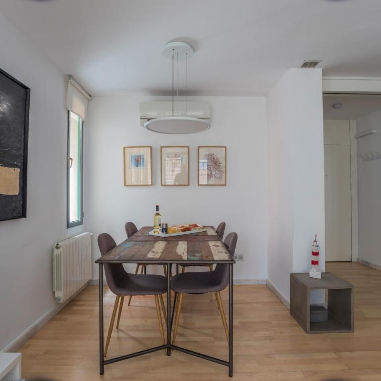 City Center Apartment With Shaded Terrace - Appartement avec Terrasse - 8