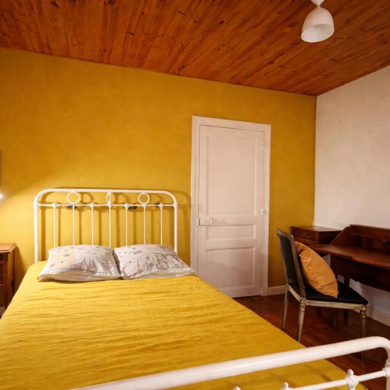 Bright house with terrace and garden - Ferienhaus - 7