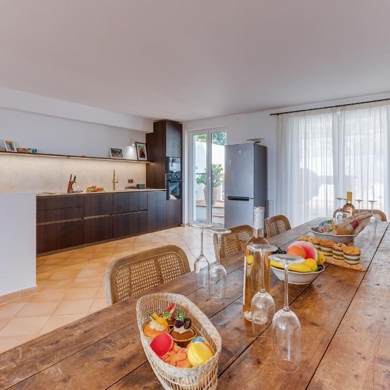 VILLA LUNA VI4339 By Riviera Holiday Homes - Villa - 11