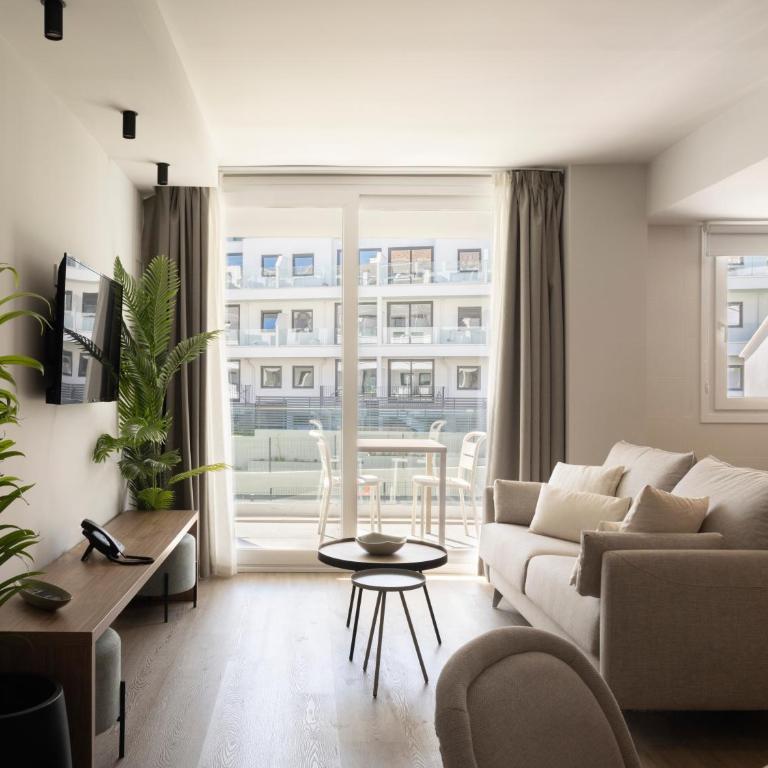 Meral Units - Apartment - Disability Access with Terrace - 1