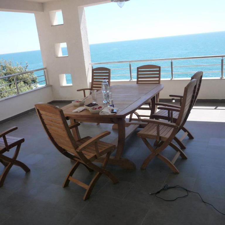 Design villa with panoramic seaview in quiet area - Three-Bedroom Villa - 14