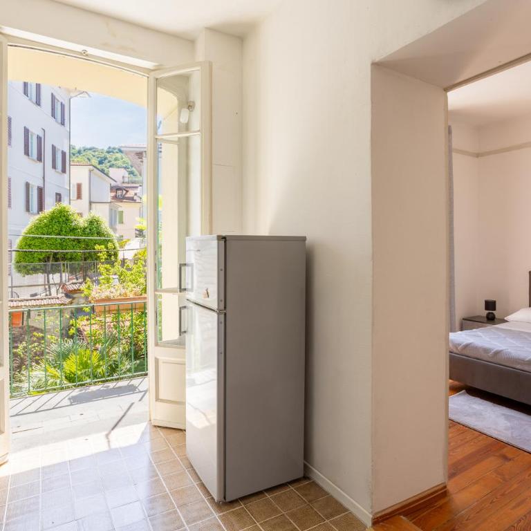 Prestige Lakeview Historic Center Stresa - Appartamento Deluxe con 2 Camere da Letto e Balcone - 19