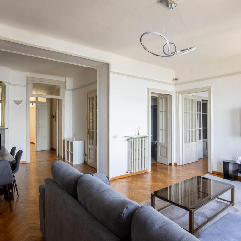 Prestige Lakeview Historic Center Stresa - Appartamento Deluxe con 2 Camere da Letto e Balcone - 12