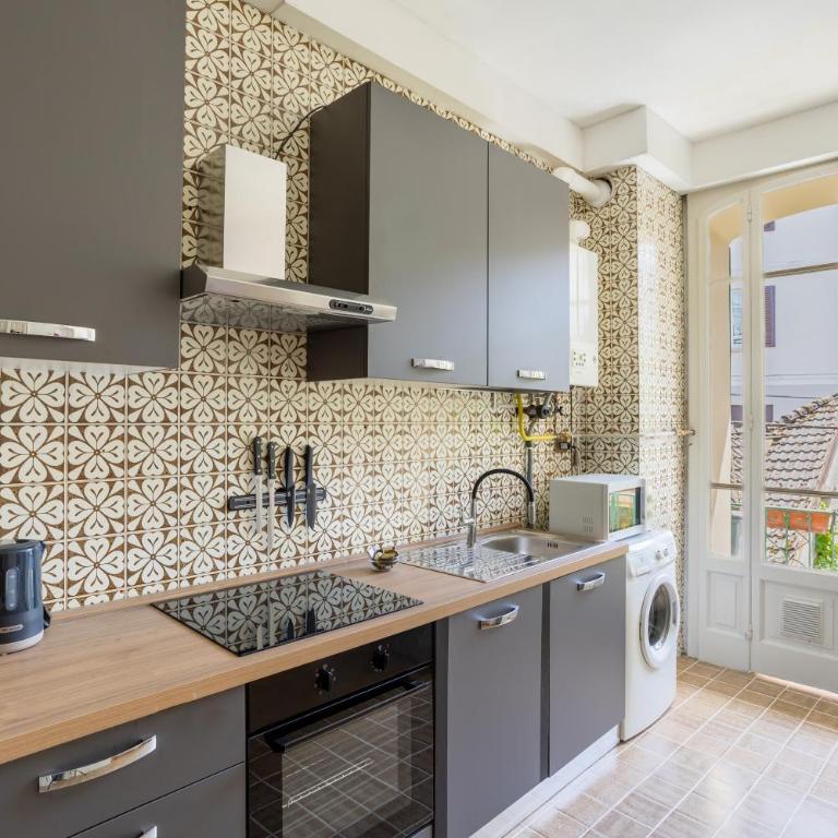 Prestige Lakeview Historic Center Stresa - Appartamento Deluxe con 2 Camere da Letto e Balcone - 2