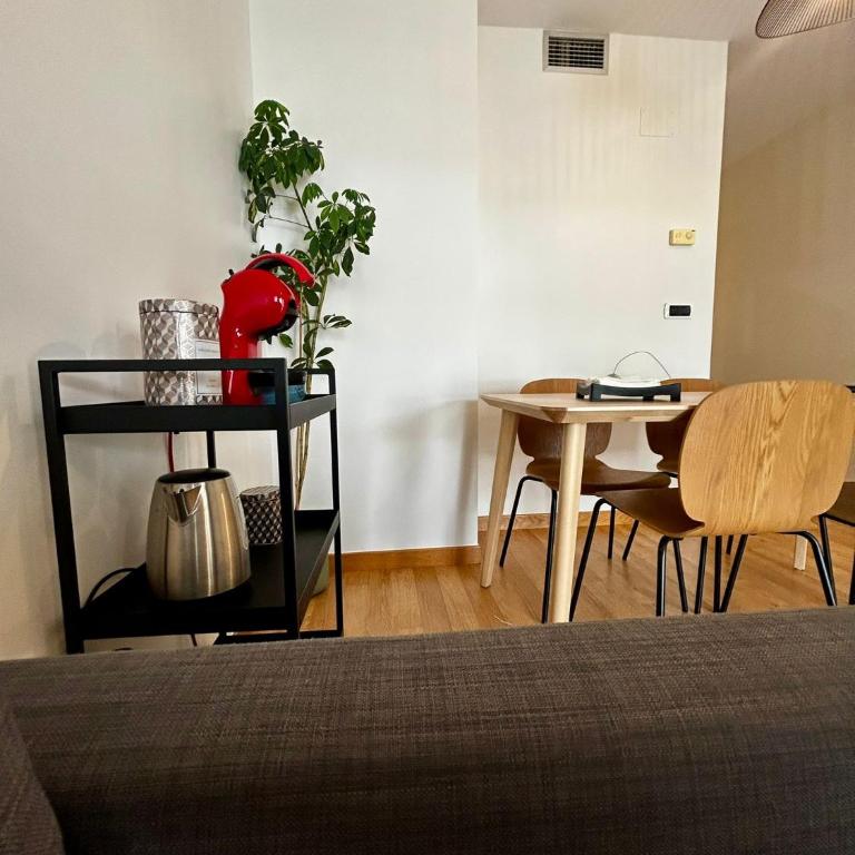 Ático A con Terraza, Plaza America - Apartment mit 1 Schlafzimmer - 10
