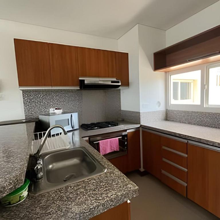 Zazue by Colproperty Management - Two-Bedroom Apartment with Balcony - 24