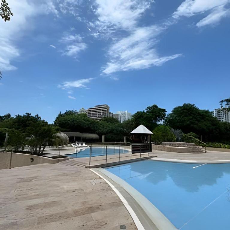 Zazue by Colproperty Management - Two-Bedroom Apartment with Balcony - 38