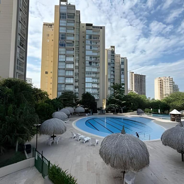Zazue by Colproperty Management - Two-Bedroom Apartment with Balcony - 43