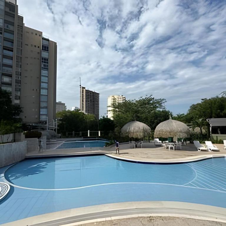 Zazue by Colproperty Management - Two-Bedroom Apartment with Balcony - 45
