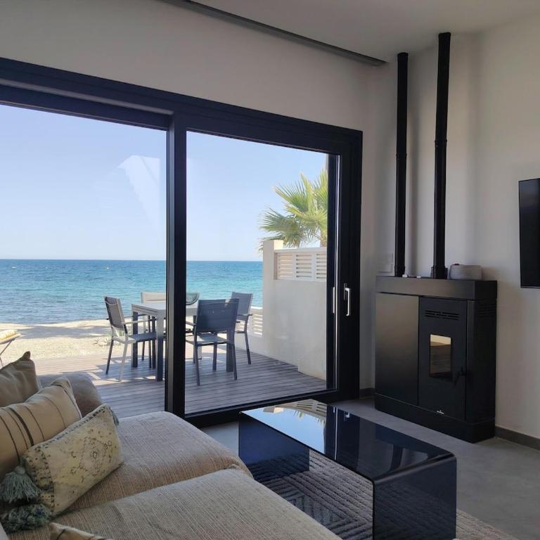 Bungalow a pie de playa con acceso al mar y piscina - Apartamento de 1 dormitorio con vistas al mar - 16
