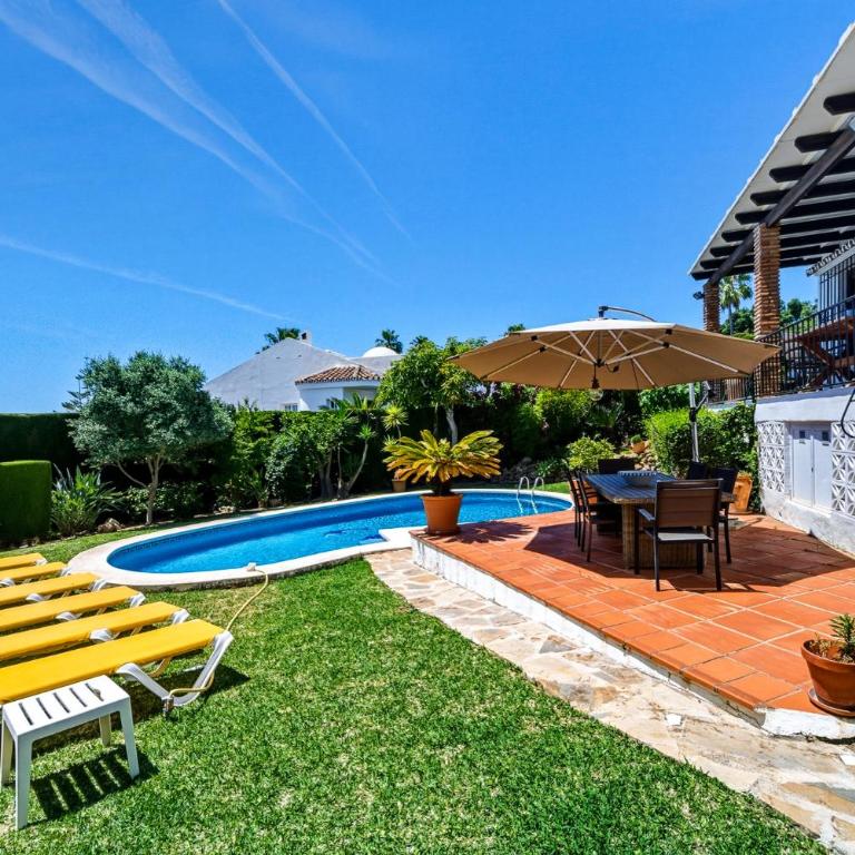W12 Andalusian style villa with sea views - Villa mit privatem Pool - 26